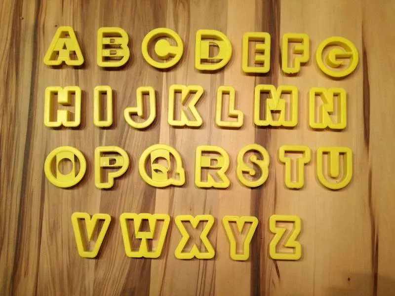 Neu Keks-Ausstecher Formen Knetmasse Plastilin Alphabeth 26 Buchstaben von A bis Z