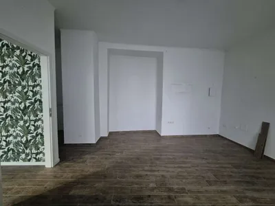 Gewerbeimmobilie mieten in Neunkirchen – 34 m², € 416 – Bild 7 von 12