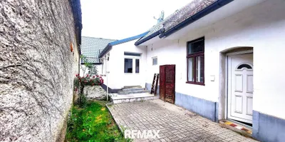 3-Zimmer-Haus kaufen in Neusiedl am See – 117 m², € 195.000 – Bild 1 von 16