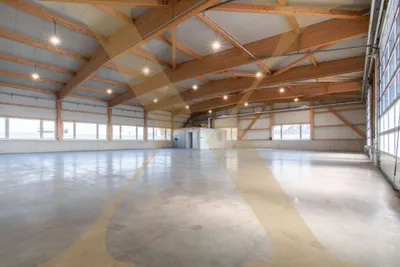 Gewerbeimmobilie mieten in Perg – 723 m², € 3.970