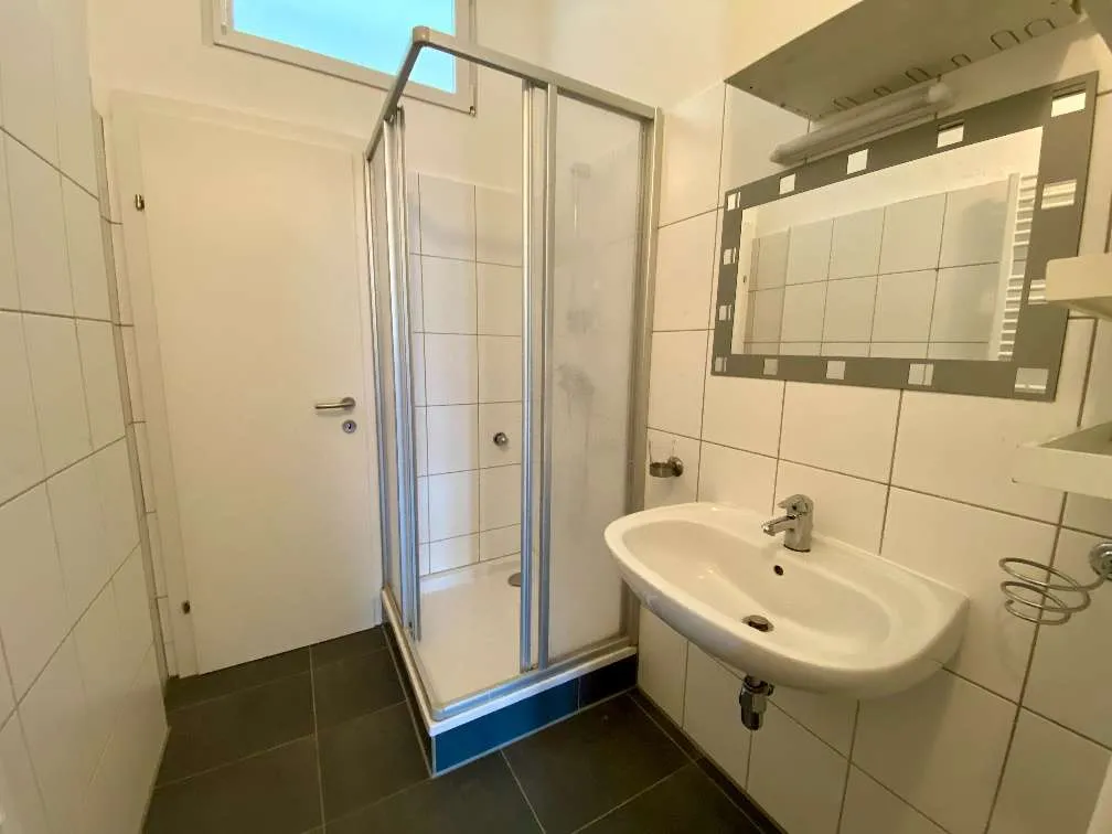 Gemütliche 51 m² Wohnung in Bruck an der Mur zu vermieten! Mit Balkon! - Widok 3