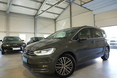 VW Touran Highline 2,0 SCR TDI DSG MATRIX LED PANO...