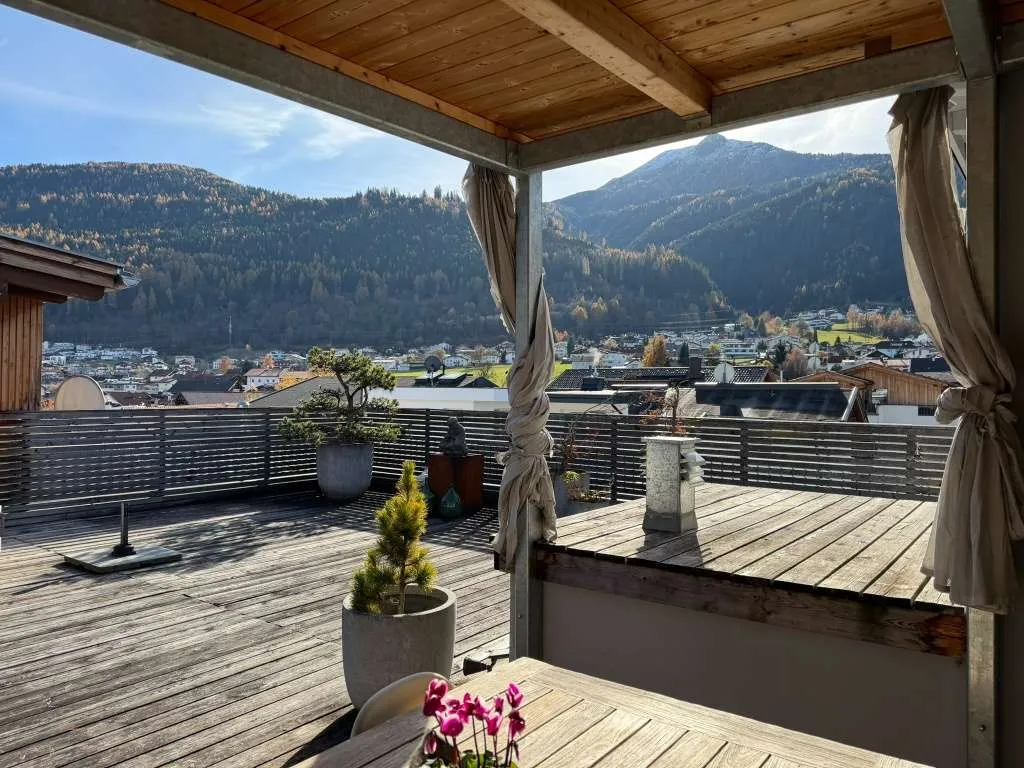 Maisonette mit Traumterrasse über den Dächern von Axams - Ansicht 3