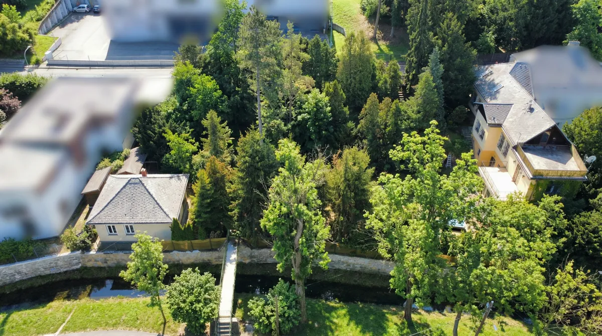 Villa Julia - Historische Liegenschaft mit großem Grundstück und Entwicklungspotenzial in Klosterneuburg - Ansicht 3