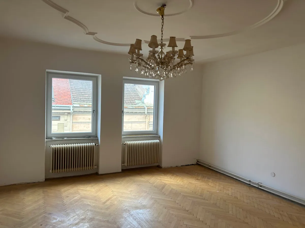 Großzügige Altbauwohnung mit Charme, Balkon und Gartenblick - Ansicht 3