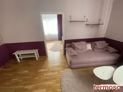 Helle möblierte 2-Zimmer-Wohnungen mit identischem Grundriss - ca. 55-58 m² verfügbar – Bild 3