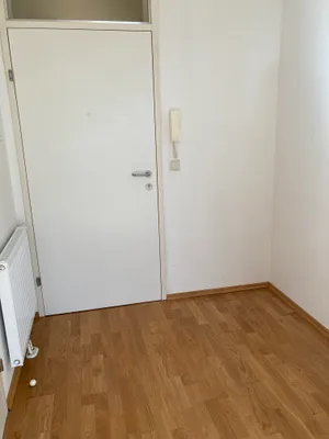 1-Zimmer-Wohnung mieten in Eisenstadt – 33,26 m², € 411 – Bild 8 von 9
