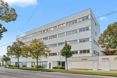 Gewerbeimmobilie mieten in Wien – 450 m², € 10 – Bild 2 von 17