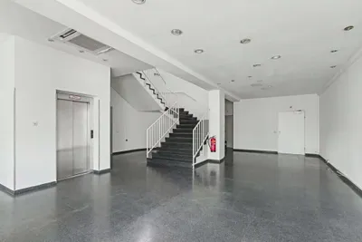 Gewerbeimmobilie mieten in Wien – 450 m², € 10 – Bild 5 von 17