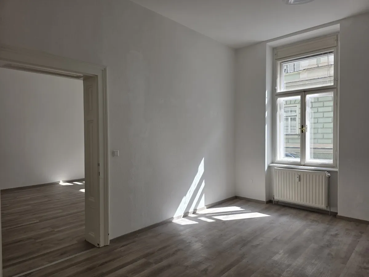 Charmante Praxis- oder Gewerbefläche in zentraler Lage nahe Uni und Hauptplatz – pohled 2