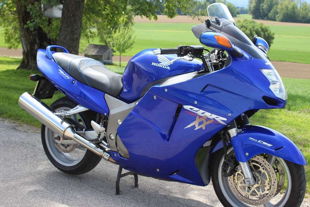 Honda CBR 1100XX Tourer