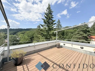 Exklusive Maisonette mit traumhaften Terrassen und unverbaubarem Grünblick in absoluter Ruhelage