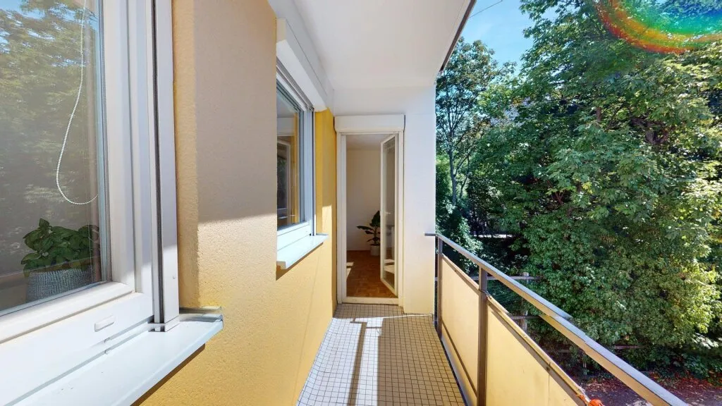 Ruhepol mit Grünblick beim Spitz. Zentrale 2 Zimmer mit Loggia nähe Alte Donau. - Ansicht 2