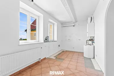 7-Zimmer-Wohnung mieten in Wien – 184 m², € 3.324 – Bild 9 von 18