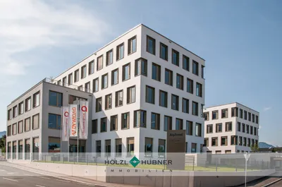 Gewerbeimmobilie mieten in Salzburg-Umgebung – 130 m², € 2.823