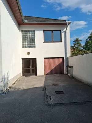 11-Zimmer-Haus kaufen in Neunkirchen – 220 m², € 360.000 – Bild 9 von 25