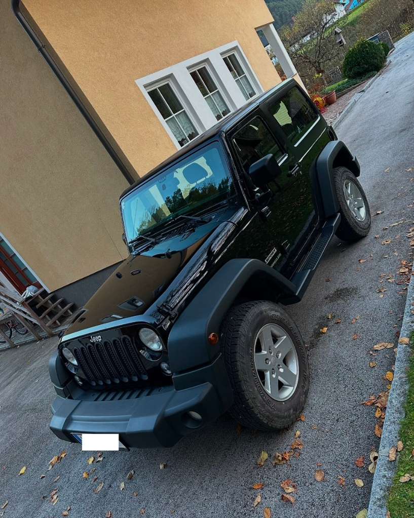 Jeep Wrangler Sport 2,8 CRD SUV / Geländewagen