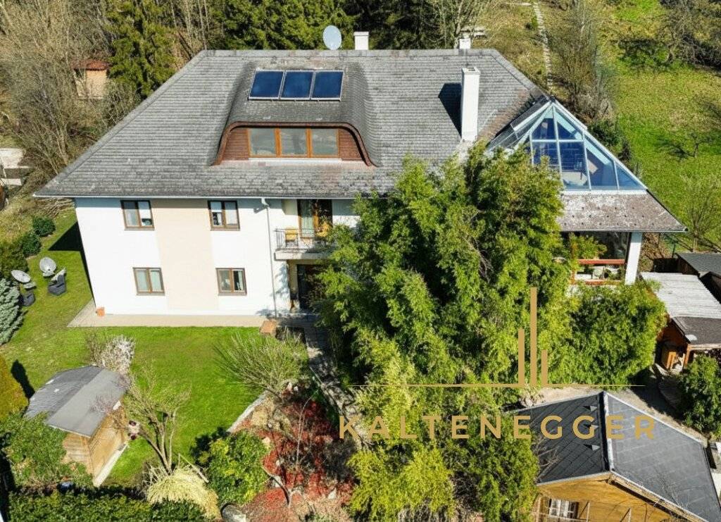 Klosterneuburg: Großzügiges Anwesen mit 2 Wohneinheiten, Indoorpool und 3.606 m² Grundstück, Klosterneuburg