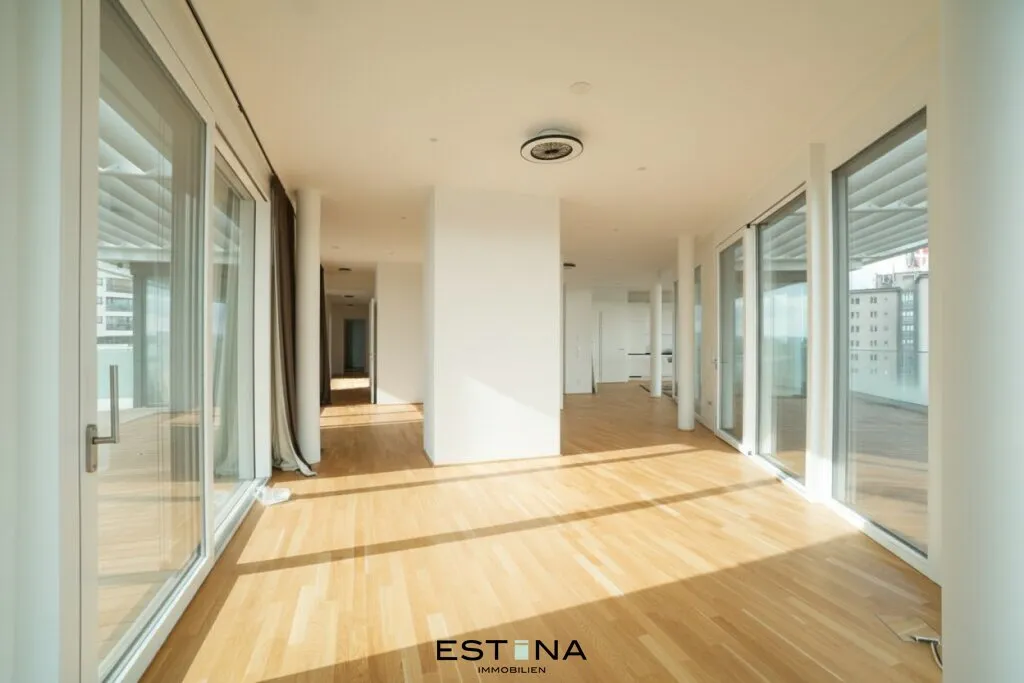 Lichtdurchflutete Dachgeschosswohnung mit beeindruckendem Panoramablick auf die Donauinsel - Ansicht 3