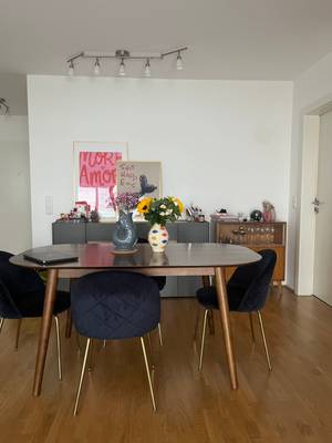 Nachmieter gesucht! Attraktive Wohnung am Naschmarkt mit Garage, Balkon und Fußbodenheizung - ideal für Singles und Paare