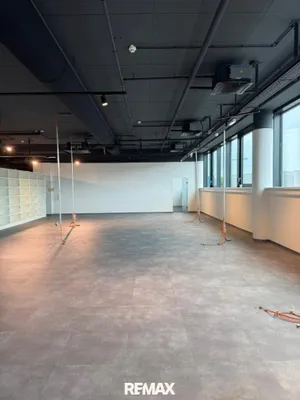 Gewerbeimmobilie kaufen in Wien – 2 655 m² – Bild 9 von 11