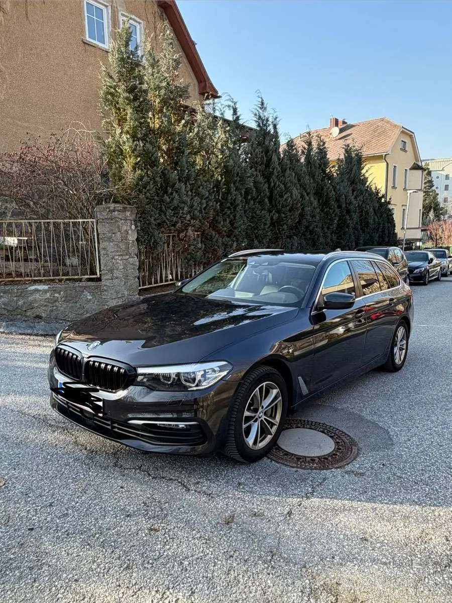 BMW 5 Series 2020 photo 3