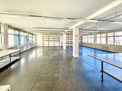 Gewerbeimmobilie mieten in Wien – 428 m², € 2.756 – Bild 2 von 8