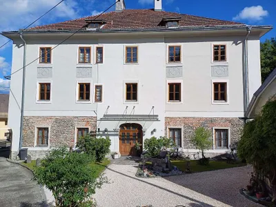 Immobilie kaufen in Feldkirchen – 800 m², € 1.790.000