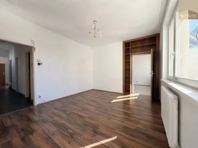 3-Zimmer-Wohnung kaufen in Baden – 82,44 m², € 250.000 – Bild 3 von 12