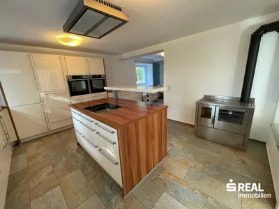 6-Zimmer-Haus kaufen in Ried im Innkreis – 190 m², € 810.000 – Bild 4 von 11