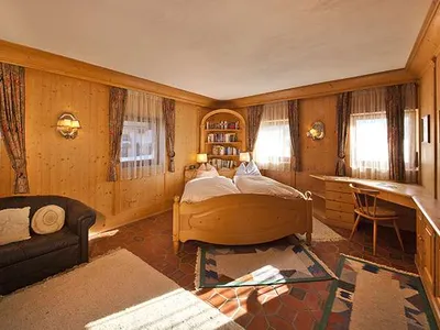 4-Zimmer-Haus kaufen in Kitzbühel – 298 m², € 1.890.000 – Bild 10 von 11