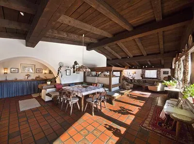 4-Zimmer-Haus kaufen in Kitzbühel – 298 m², € 1.890.000 – Bild 7 von 11