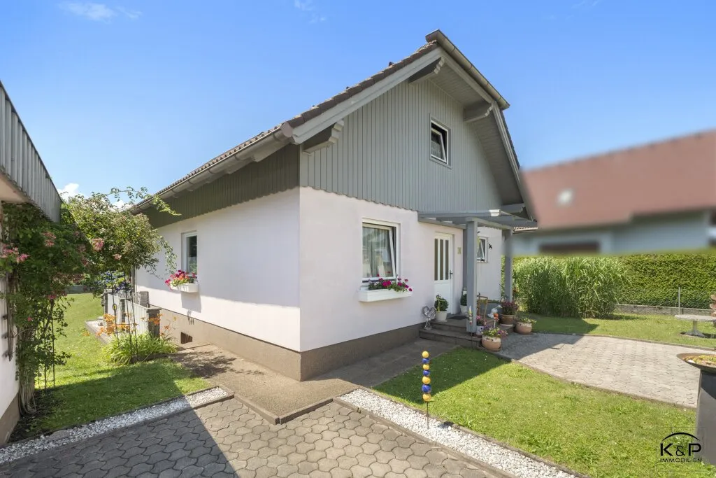 Charmantes Einfamilienhaus mit großem Garten in Villach - St. Magdalen! Ein Zuhause voller Möglichkeiten - für Menschen mit Visionen und Herz - Ansicht 2
