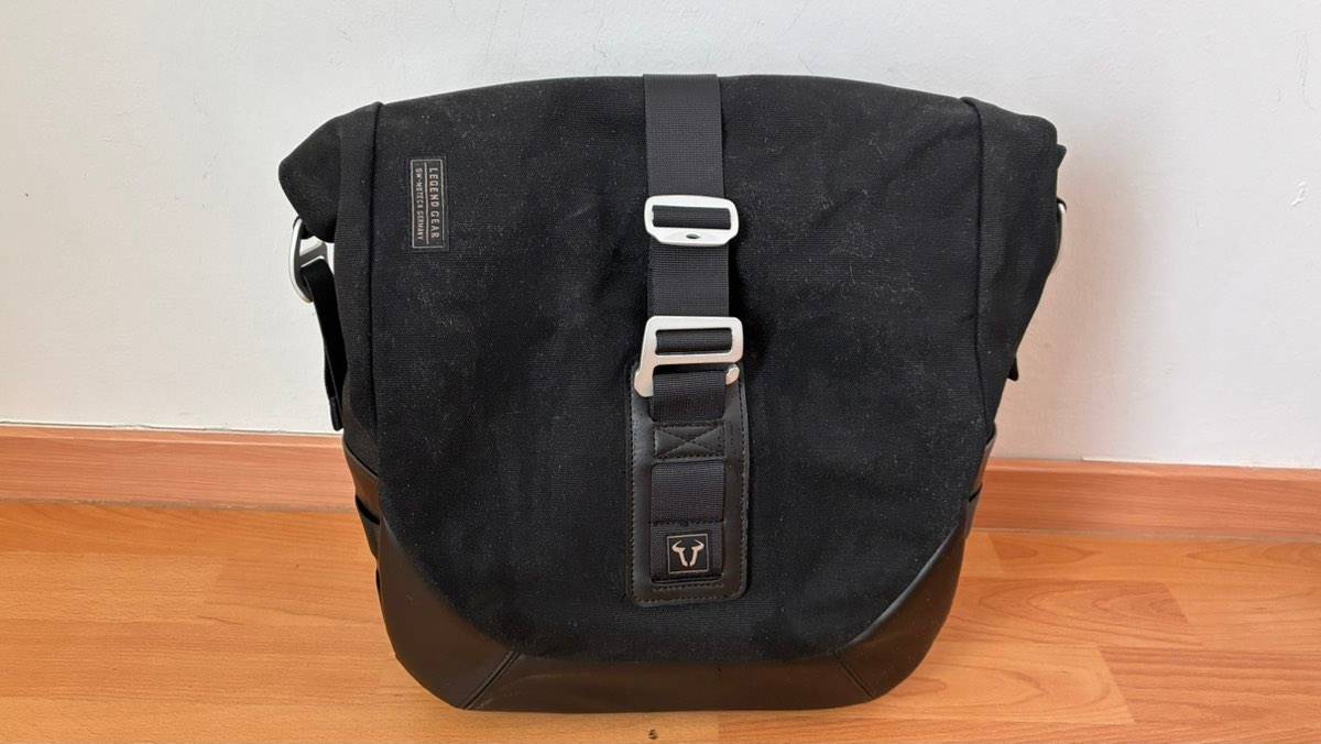 Legend Gear Seitentasche LC2 - Black Edition 13,5 l.,  150,- (1110 Wien) -  willhaben