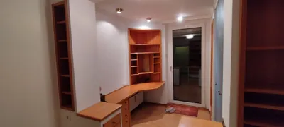 Sehr gepflegte, teilmöblierte 3- Zimmer Balkonwohnung in ruhiger Wohnlage des 23.Bezirks ! – Bild 2