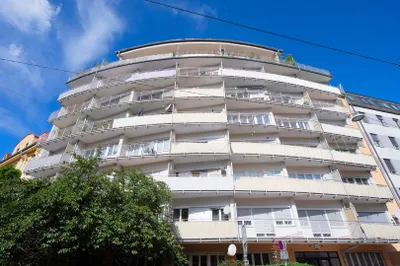2-Zimmer-Wohnung kaufen in Graz – 68 m², € 150.000 – Bild 1 von 39