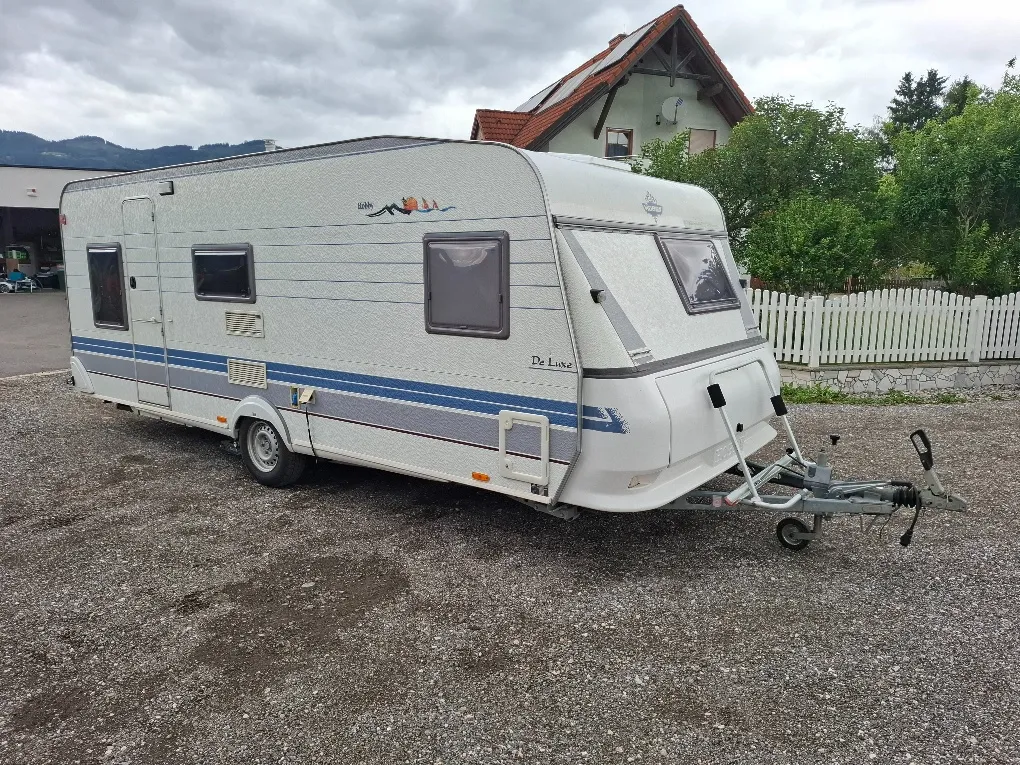 Hobby DeLuxe 560 KmFe