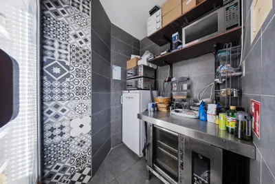 Gewerbeimmobilie mieten in Wien – 140 m², € 2.400 – Bild 10 von 29