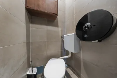Gewerbeimmobilie mieten in Wien – 140 m², € 2.400 – Bild 28 von 29