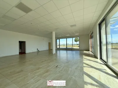 Gewerbeimmobilie mieten in Bruck an der Leitha – 204 m², € 3.765 – Bild 3 von 13
