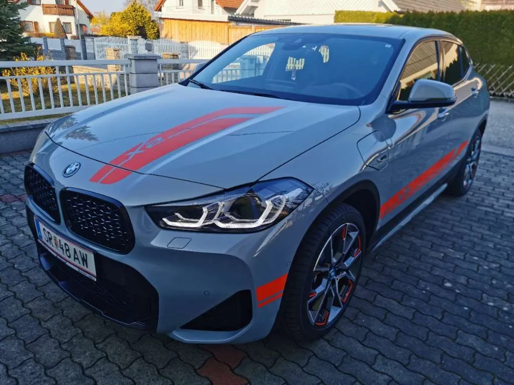 BMW X2