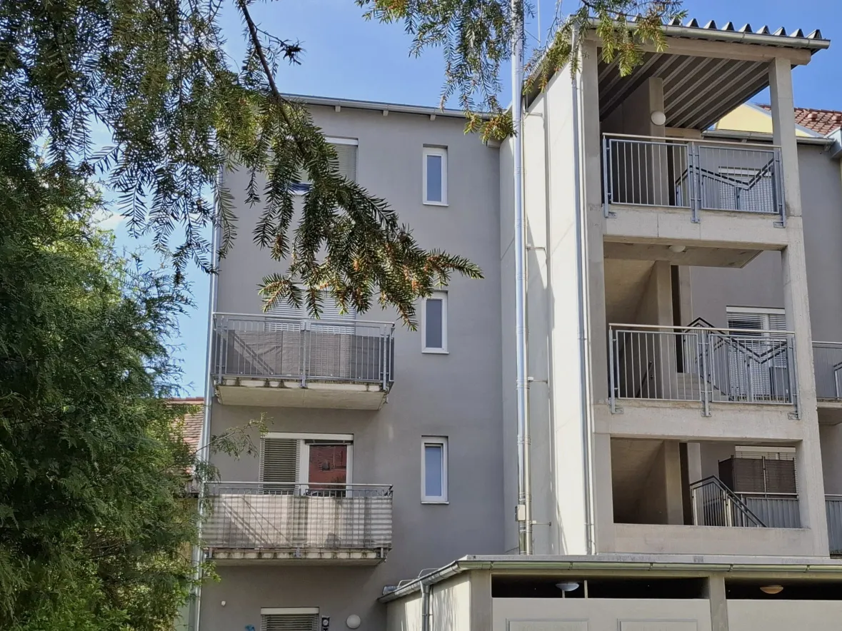 GRAZER BETONGOLD NÄHE FH MIT 8 WOHNUNGEN+ TERRASSEN+ BALKONE+ DACHTERRASSEN+ KELLERABTEILE+ ALLGEMEINARTEN - Ansicht 2
