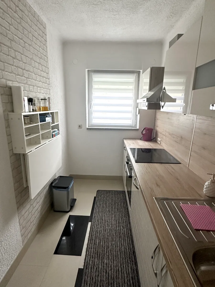 Gemütliche 3-Zimmer-Wohnung mit Loggia und Burgblick - Ansicht 3