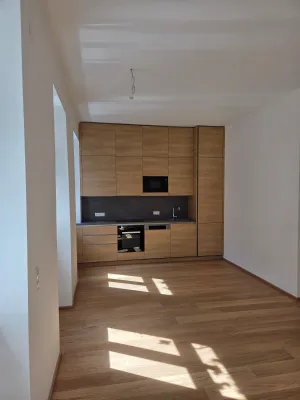 4-Zimmer-Wohnung mieten in Wien – 79 m², € 1.380 – Bild 2 von 14