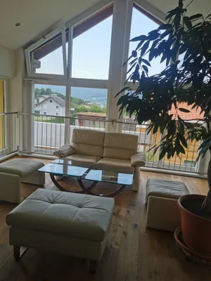 6-Zimmer-Wohnung mieten in Vöcklabruck – 86 m², € 1.390