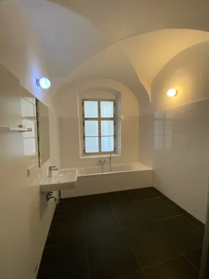 2-Zimmer-Wohnung mieten in Linz – 85,67 m², € 1.545 – Bild 7 von 11