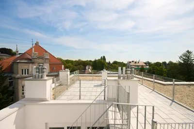 Moderne 4- Zimmer Dachgeschosswohnung mit Dachterrasse – Bild 2