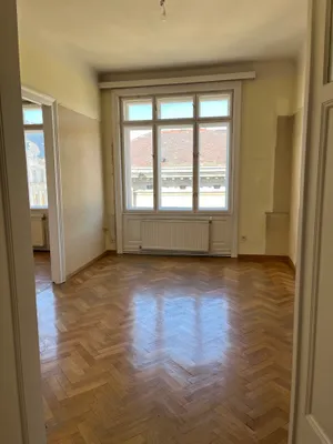6-Zimmer-Wohnung mieten in Wien – 204 m², € 3.200 – Bild 3 von 7