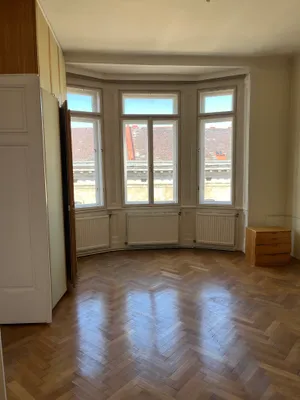 6-Zimmer-Wohnung mieten in Wien – 204 m², € 3.200 – Bild 2 von 7