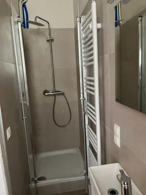 6-Zimmer-Wohnung mieten in Wien – 204 m², € 3.200 – Bild 7 von 7